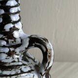 Vase en poterie ancienne