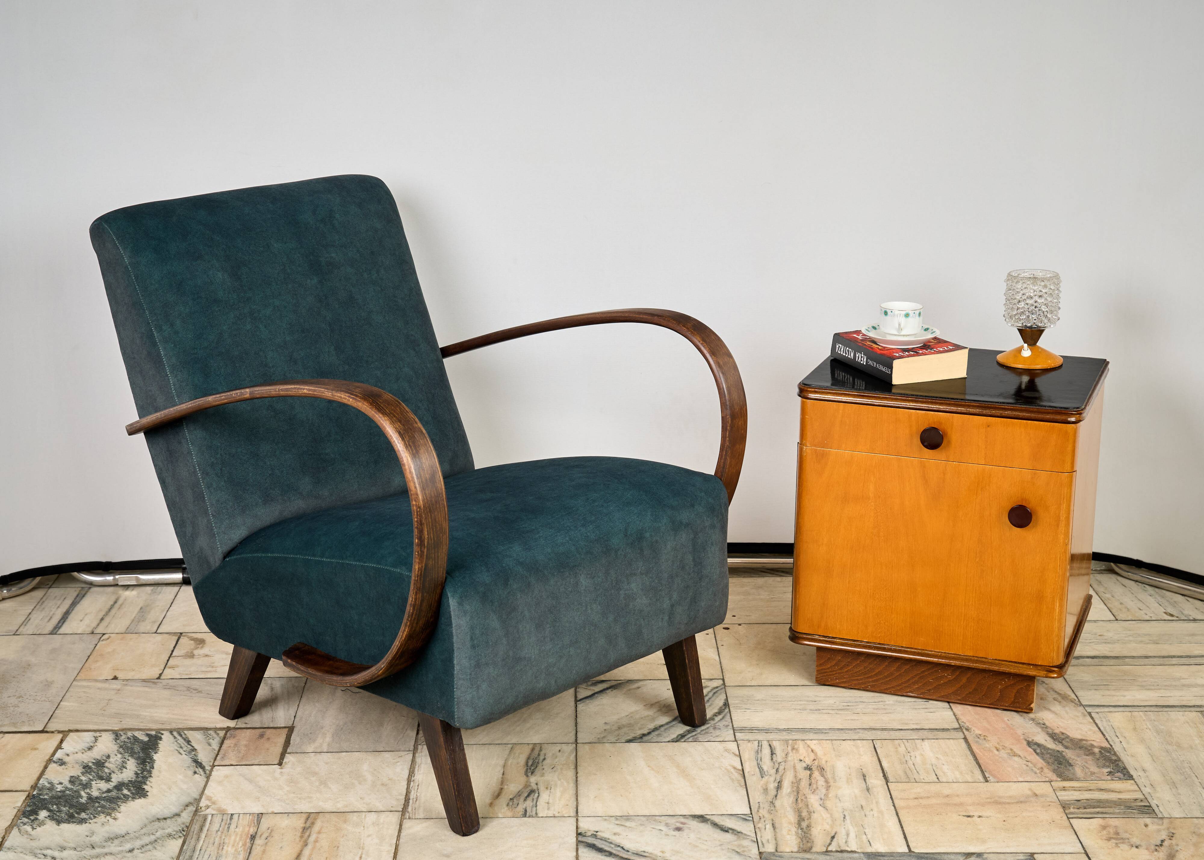 H 410 armchair designed by Jindrich Halabala, Czechoslo