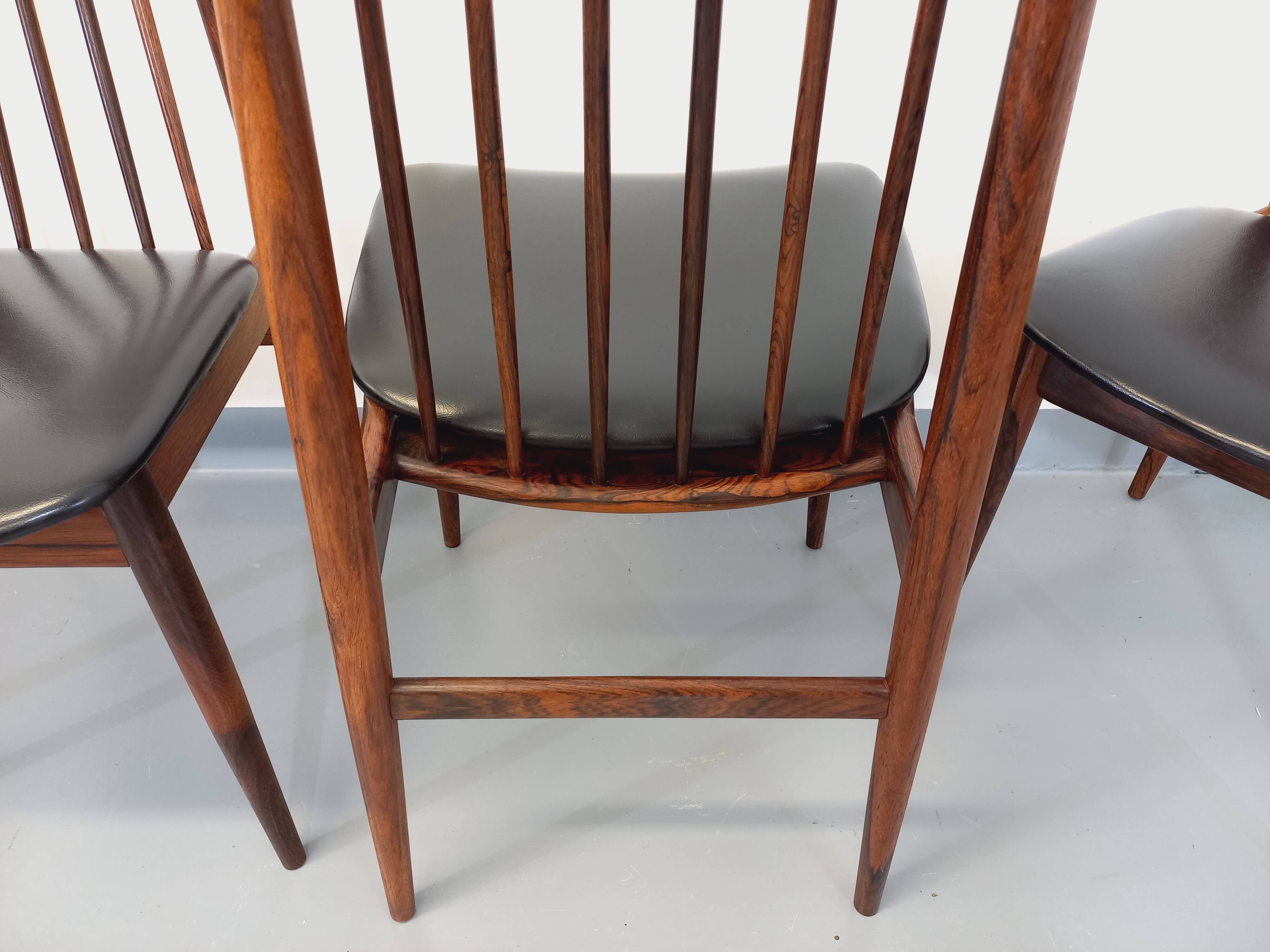 Set of 4 vintage Scandinavian style rosewood chairs from the 60s, by Ernst Martin Dettinger