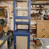 Desk and column furniture