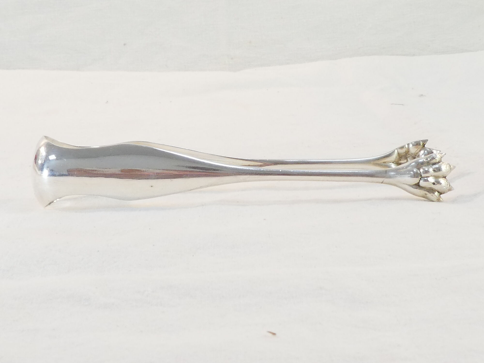 Sugar/Glacon Clamp SFAM in silver metal lion's claw
