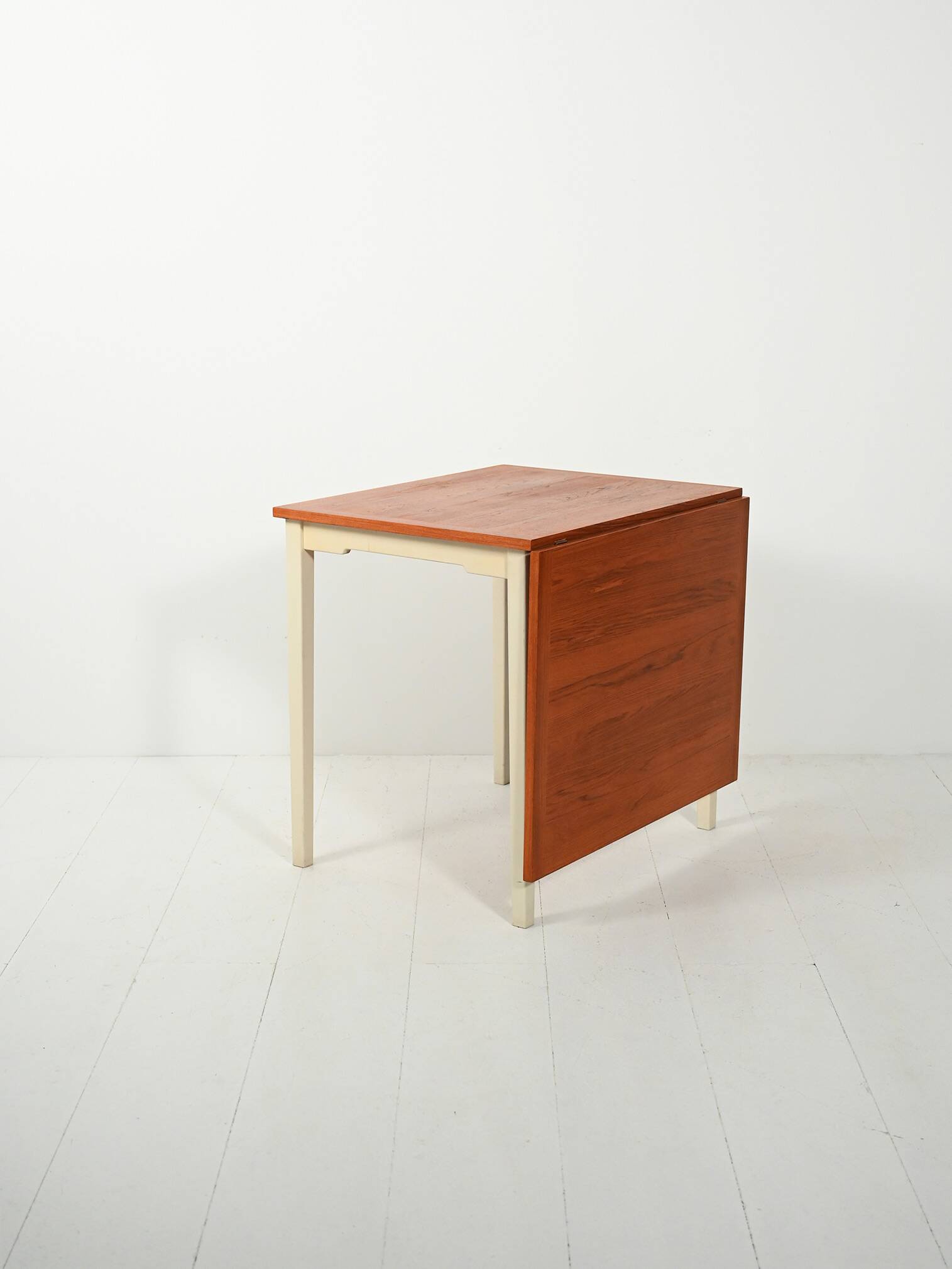 Scandinavian folding table in teak