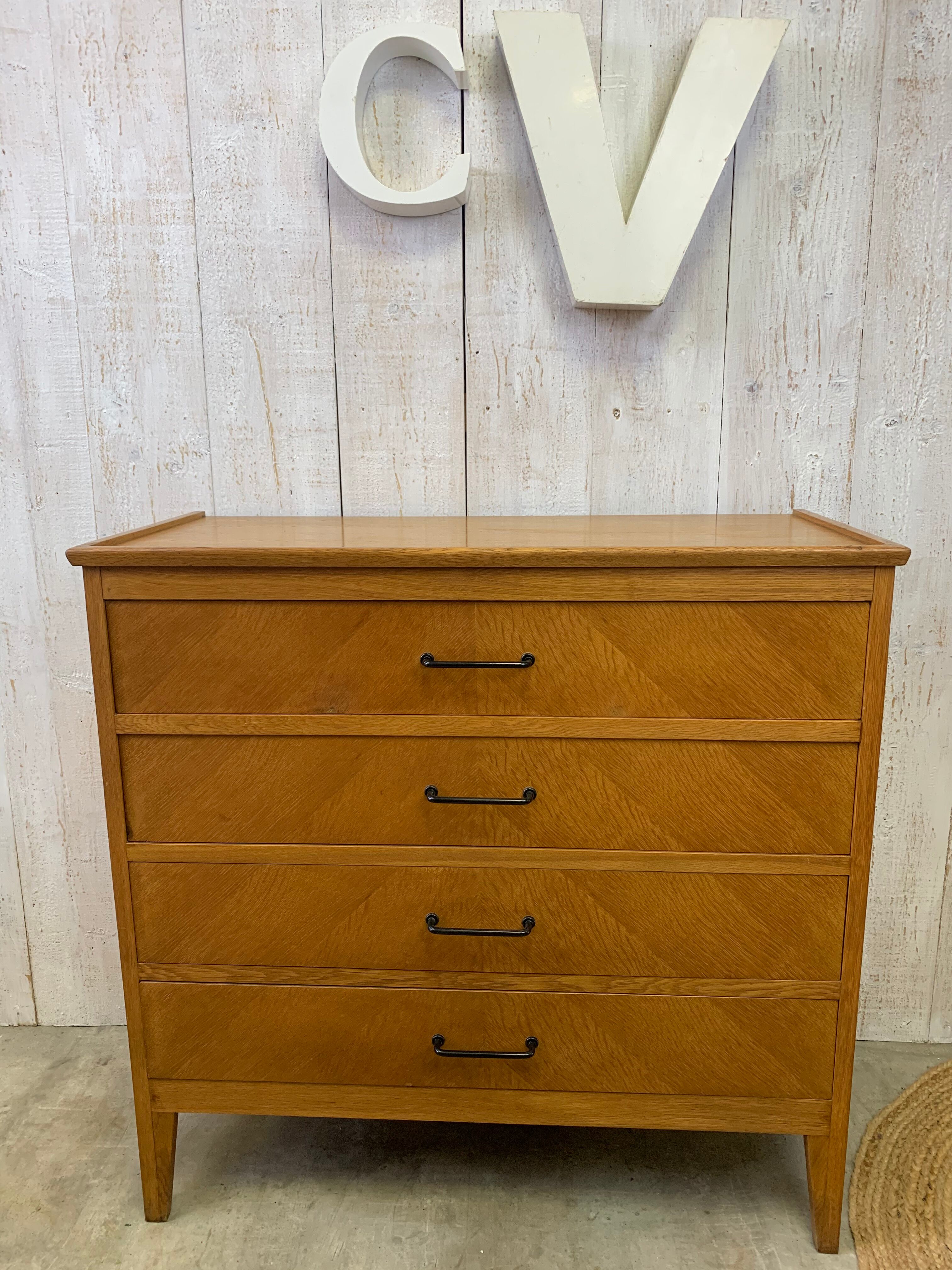 Vintage chest of drawers