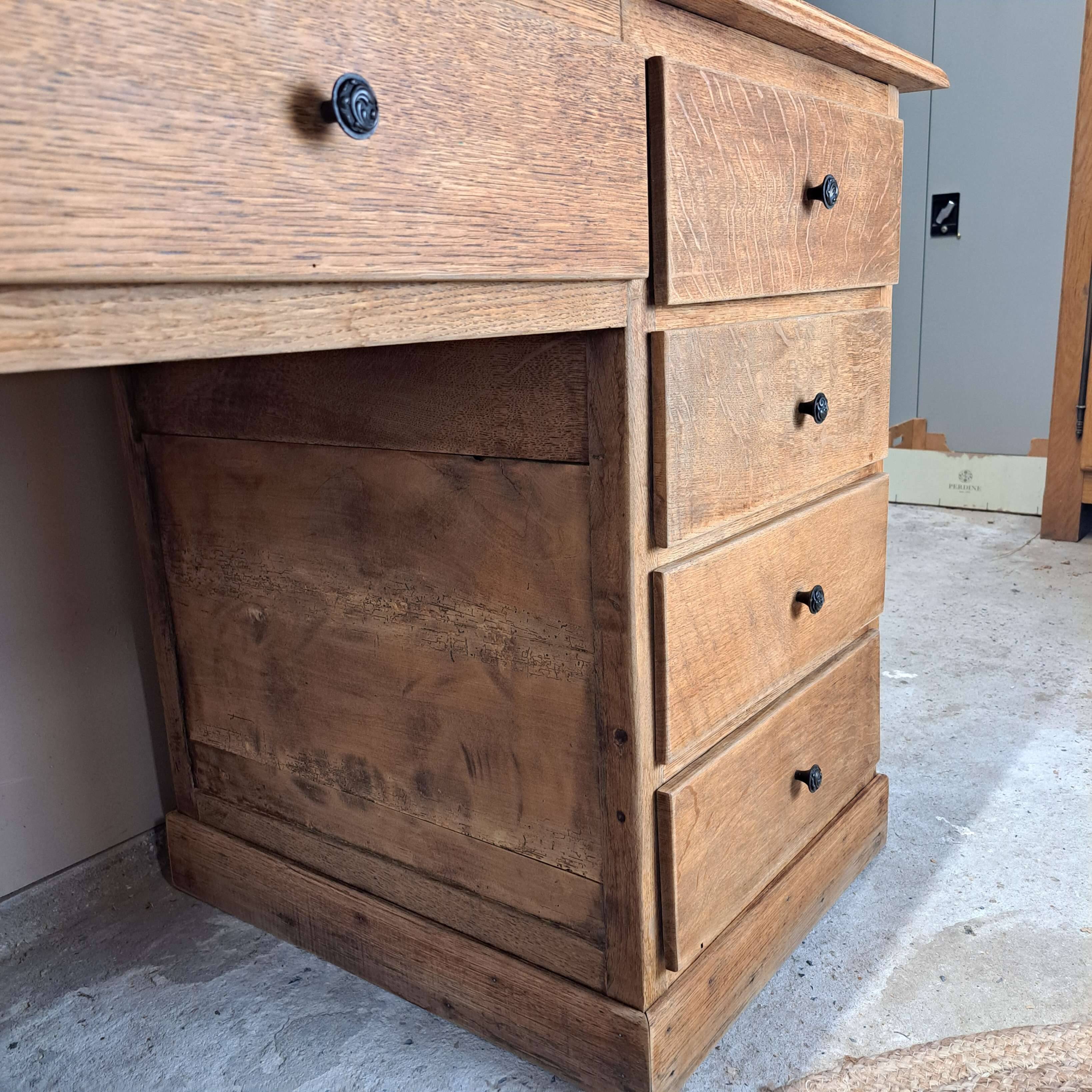 Bureau en chëne