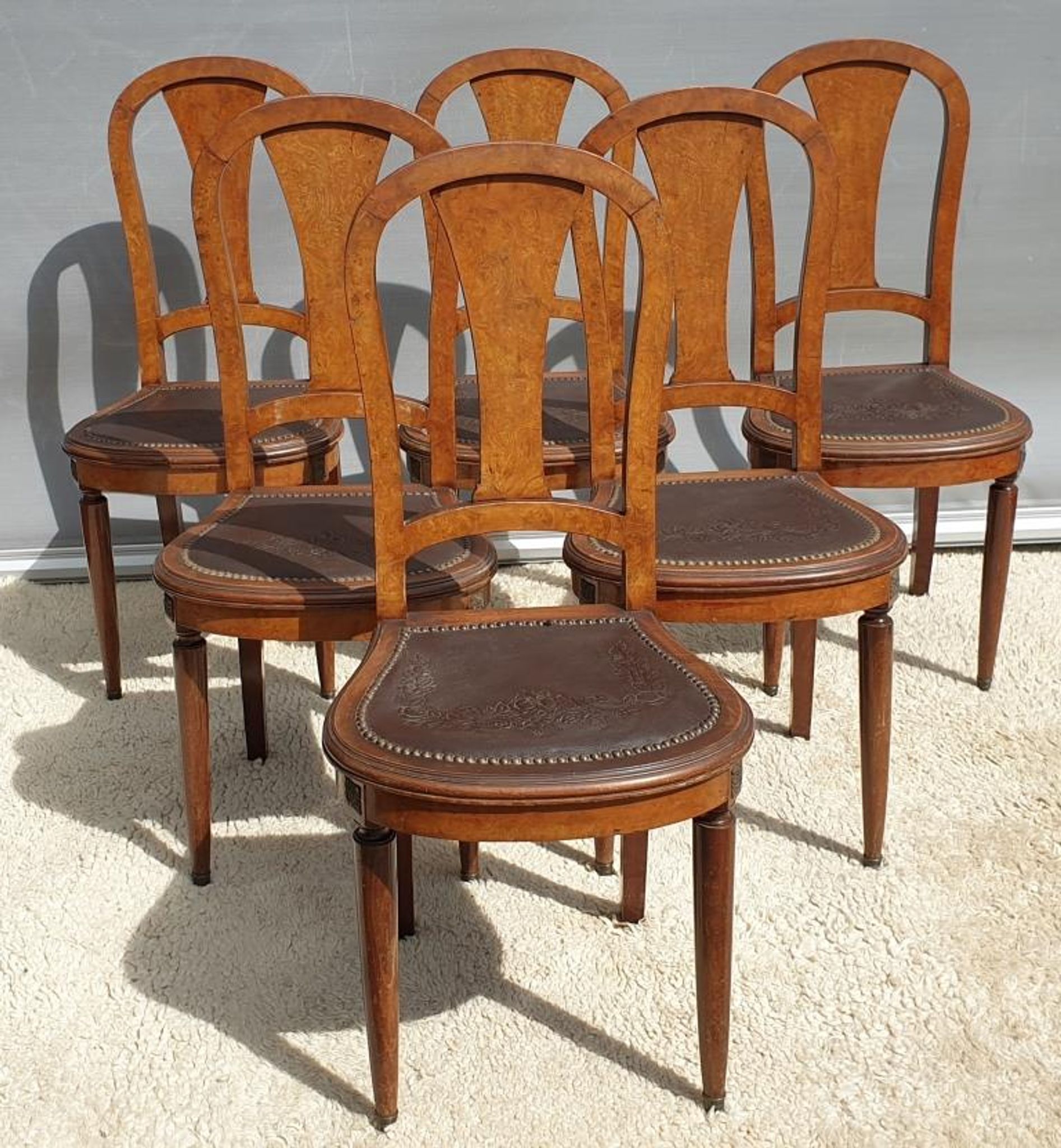 Lot 6 Art Deco chairs in Walnut style Louis XVI seat leather decorated with roses