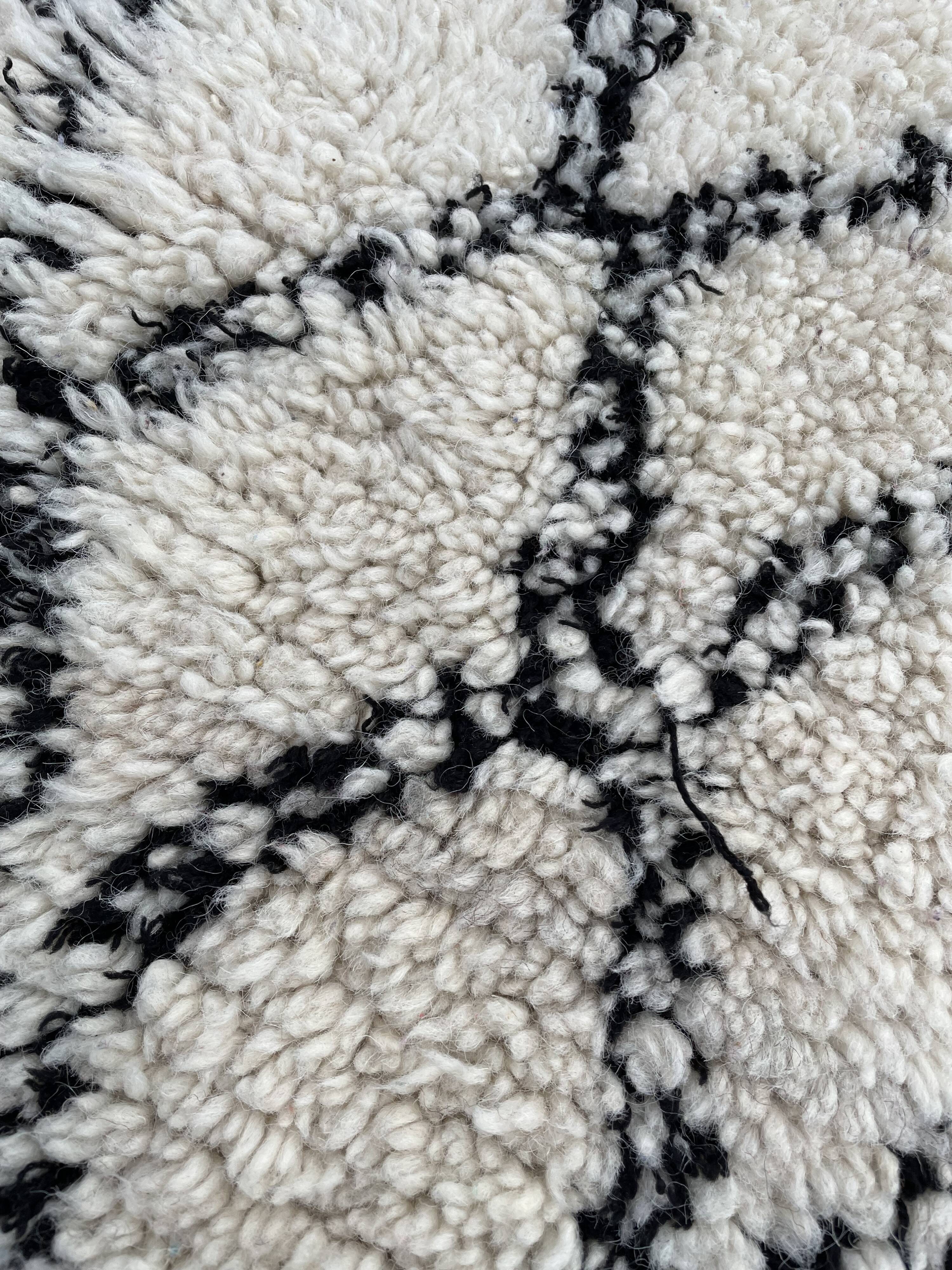 Carpet berbere beni ouarain 115x200 cm