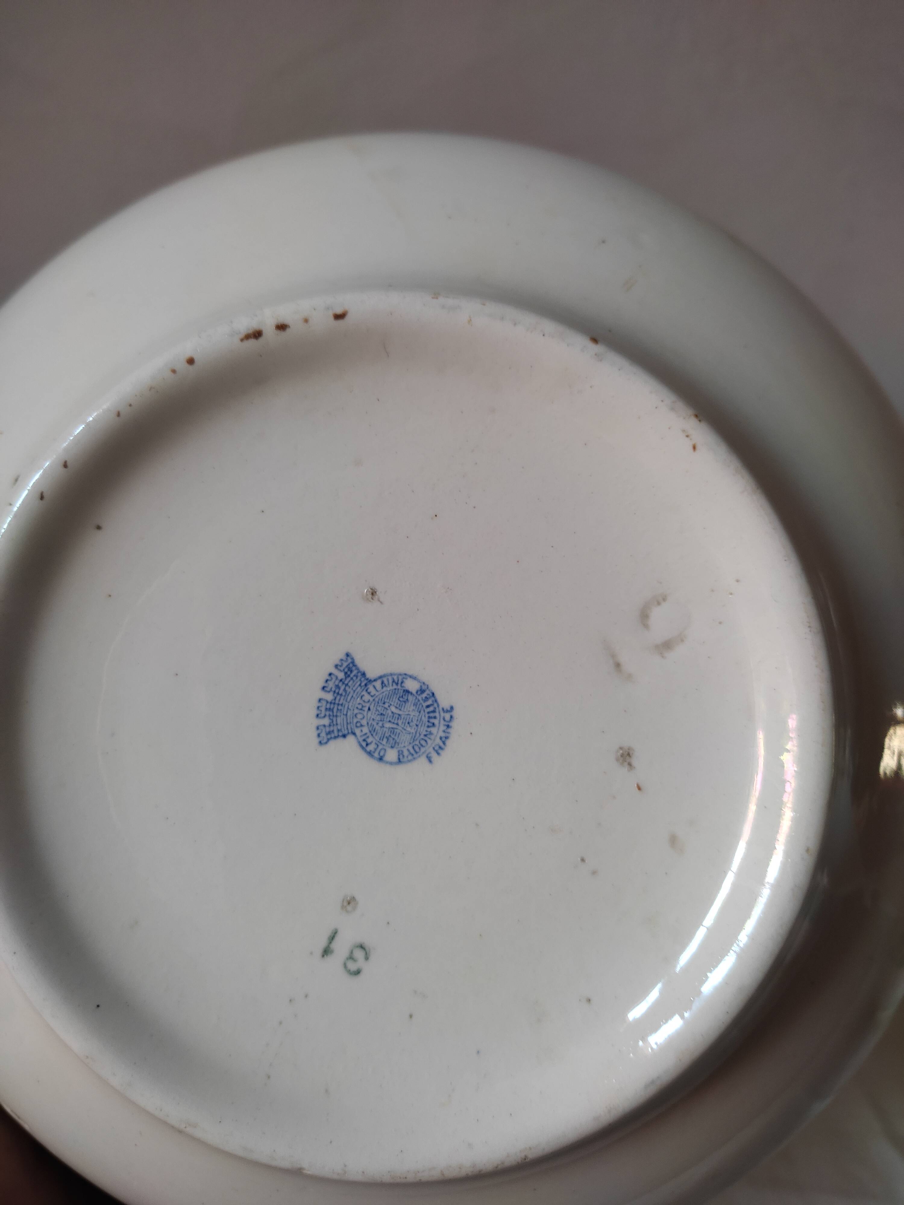 Set of 2 retro earthenware bowls