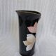 Superb vintage vase in glossy black glazed porcelain. Yamaji.