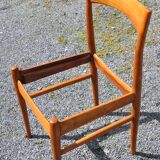 8 Scandinavian-style chairs