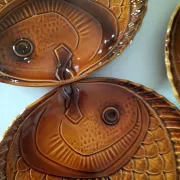 6 antique fish barbotine plates – Saint-Clément