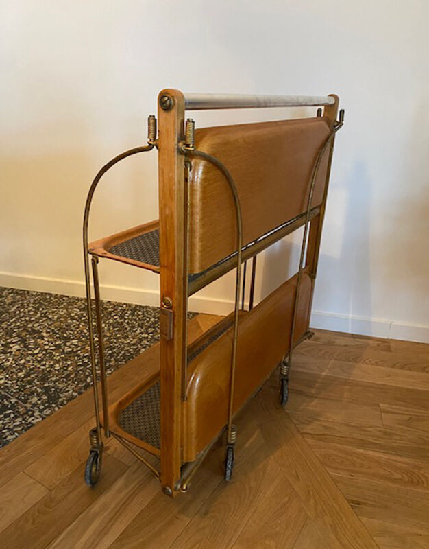 Wheeled service