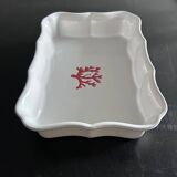 Provençal dish with coral decoration
