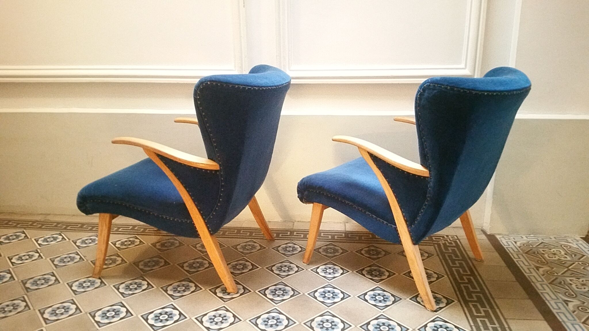 Pair of chairs Scandinavian wing stripes cocktail years 50 Blue