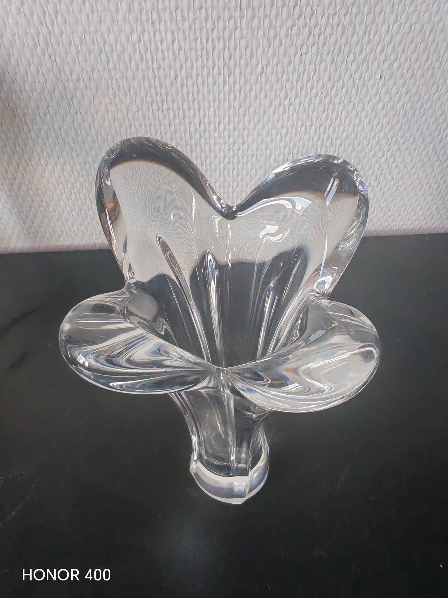 Vase  corolle soliflore en cristal France 1960