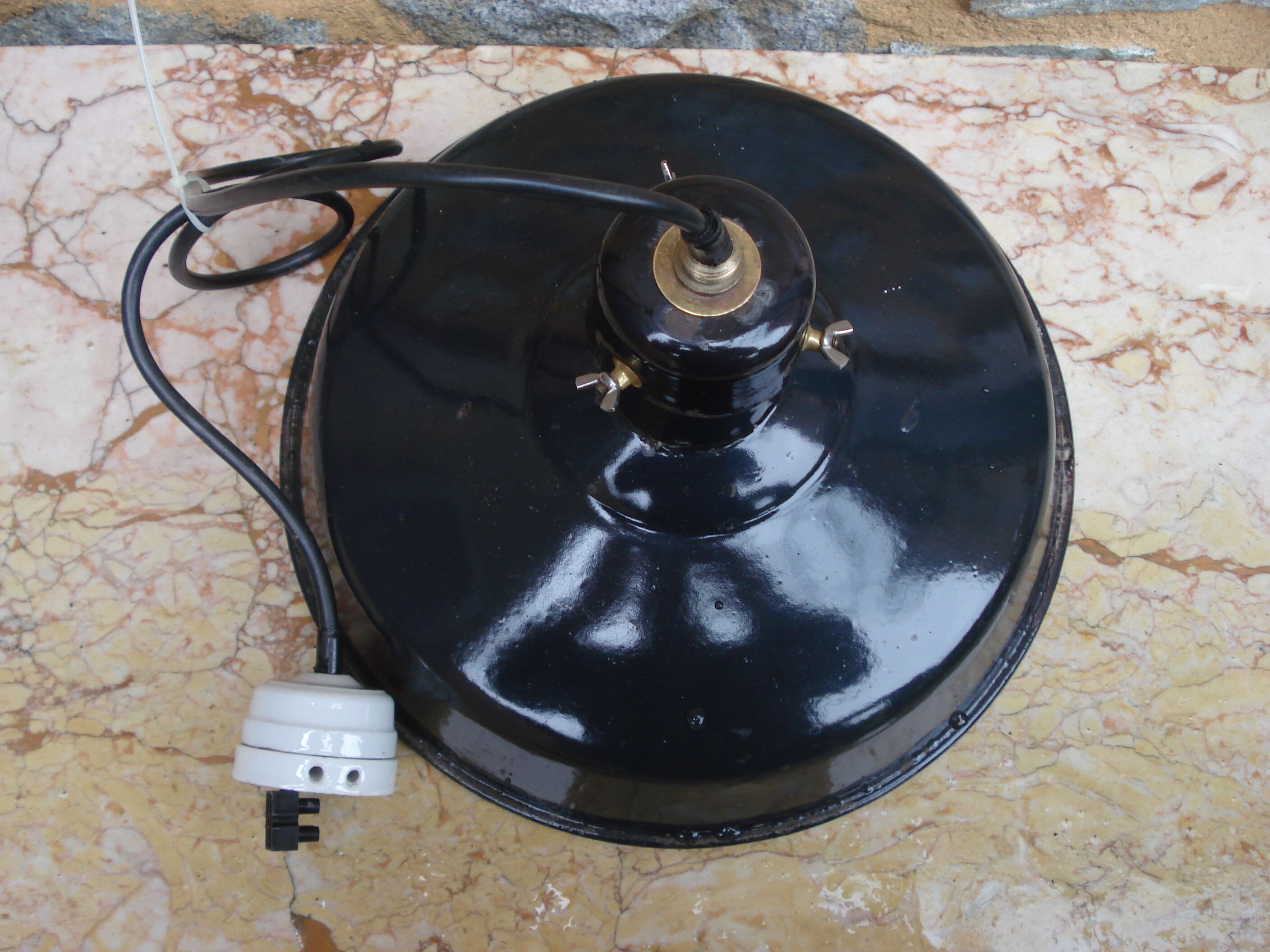 Suspension gamelle industrielle
