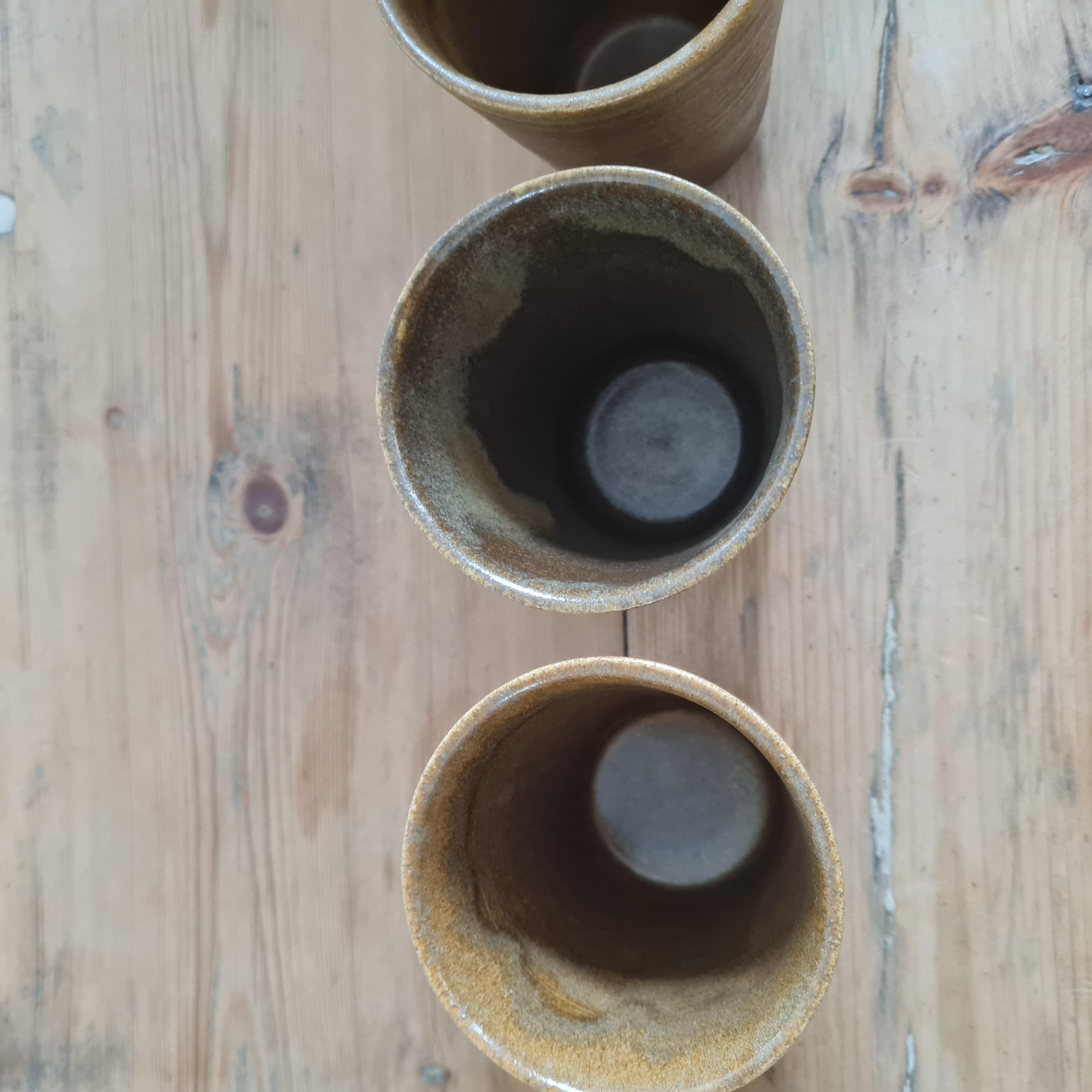 Set of 5 cups in Digoin sandstone