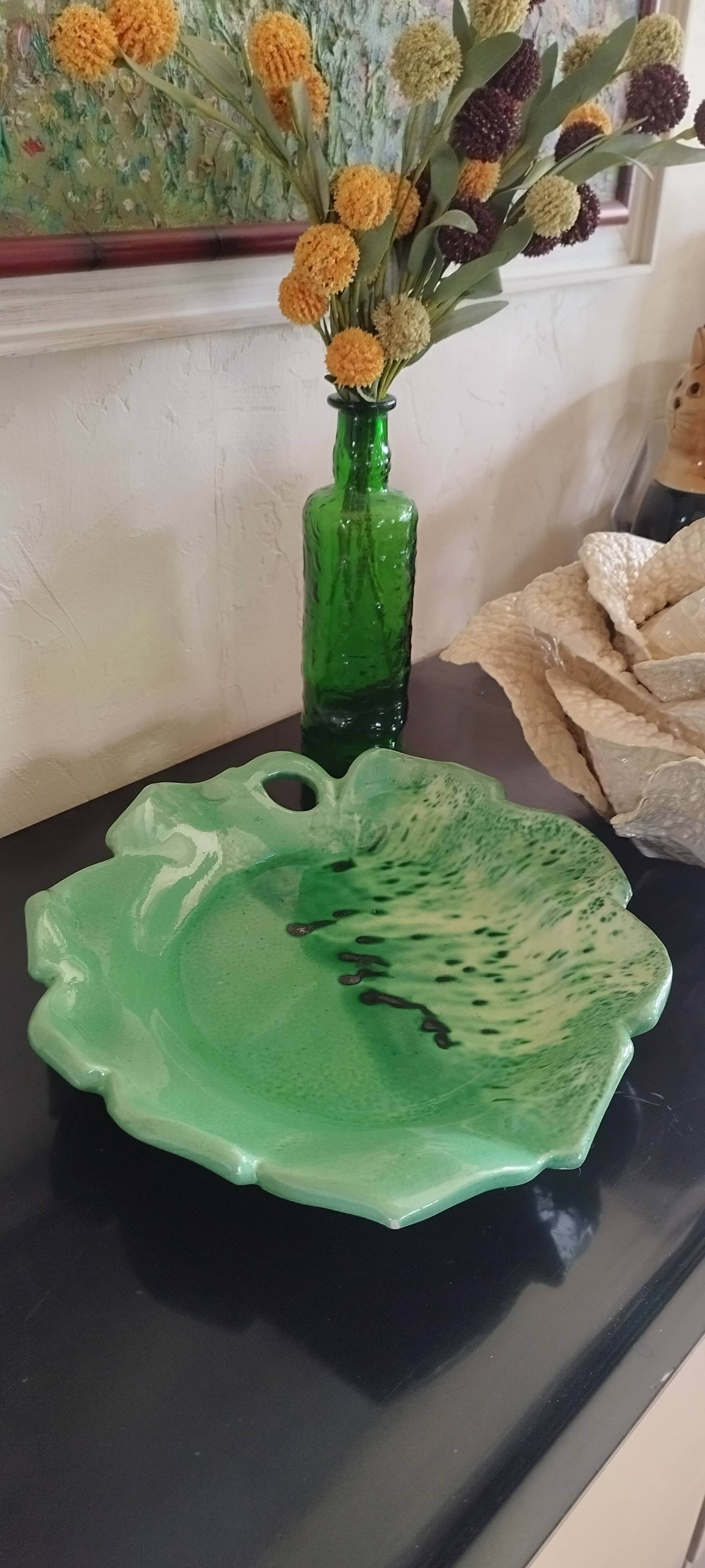 Plate, fruit bowl or leaf-shaped catchall Vallauris