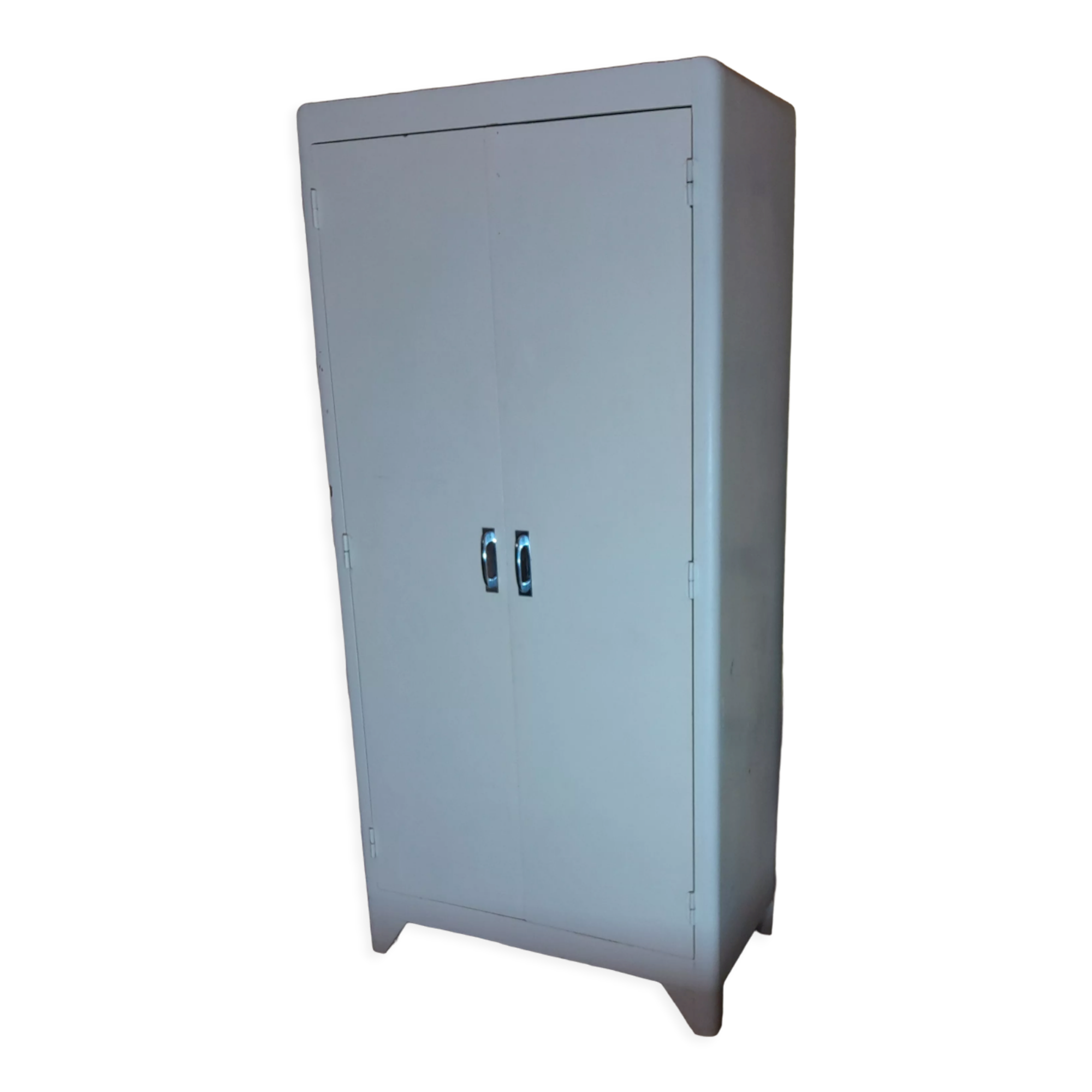 Vintage kitchen cabinet