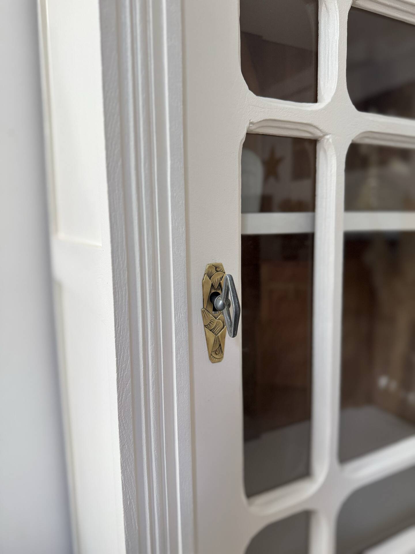 Art Deco display cabinet