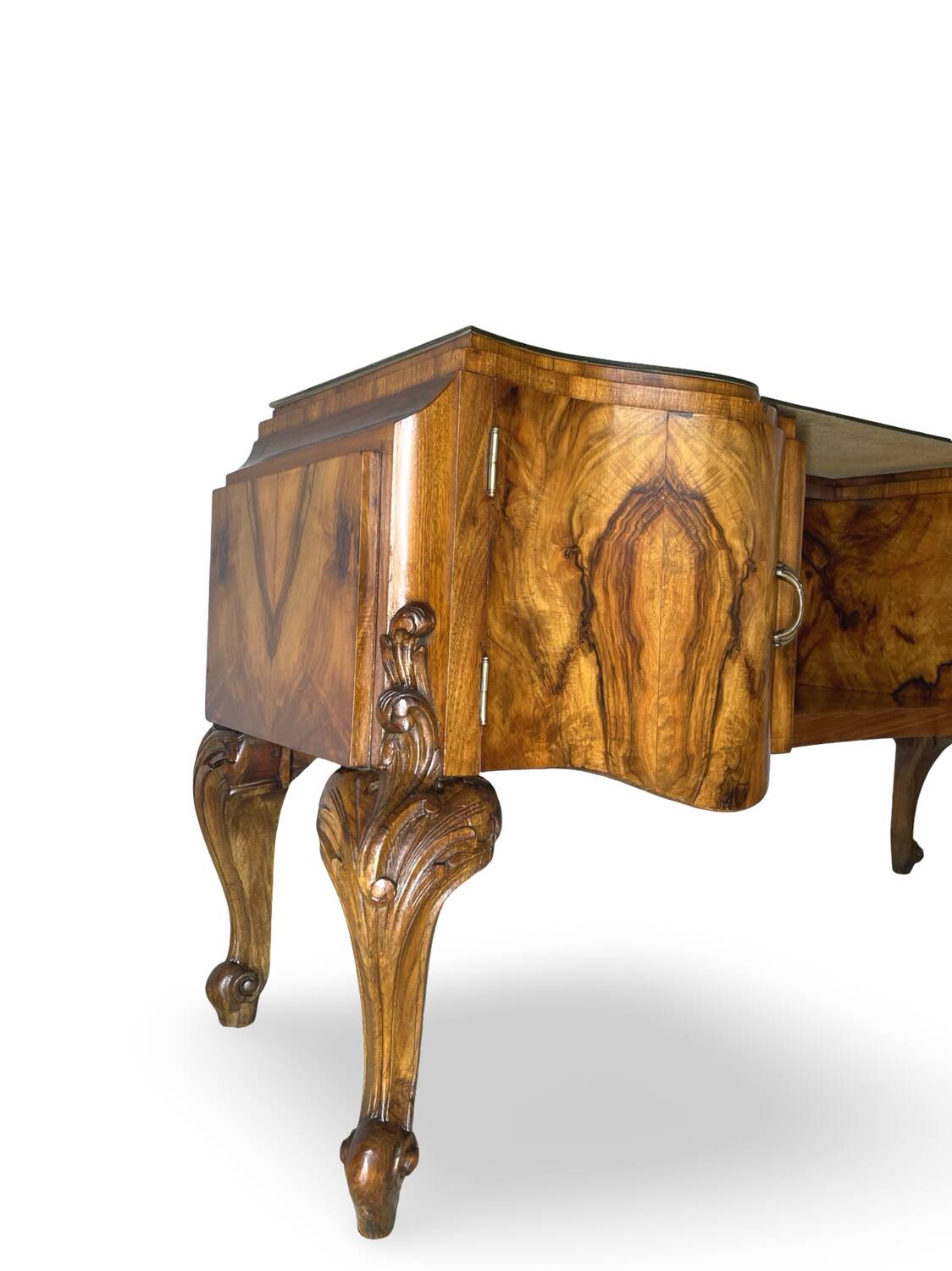 Italian console/petinuse from the 1930s