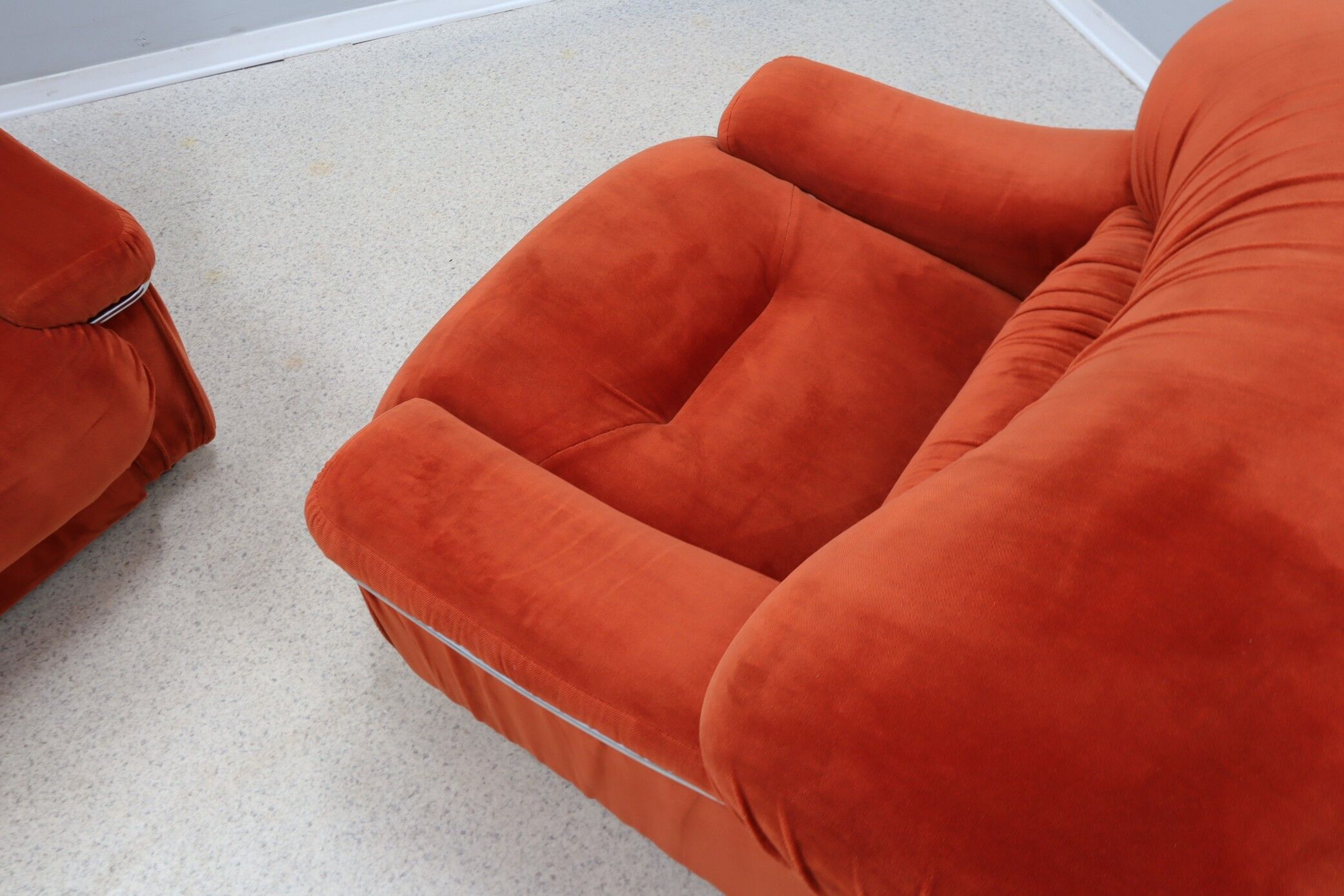 Vintage velvet armchairs Italy 1970s