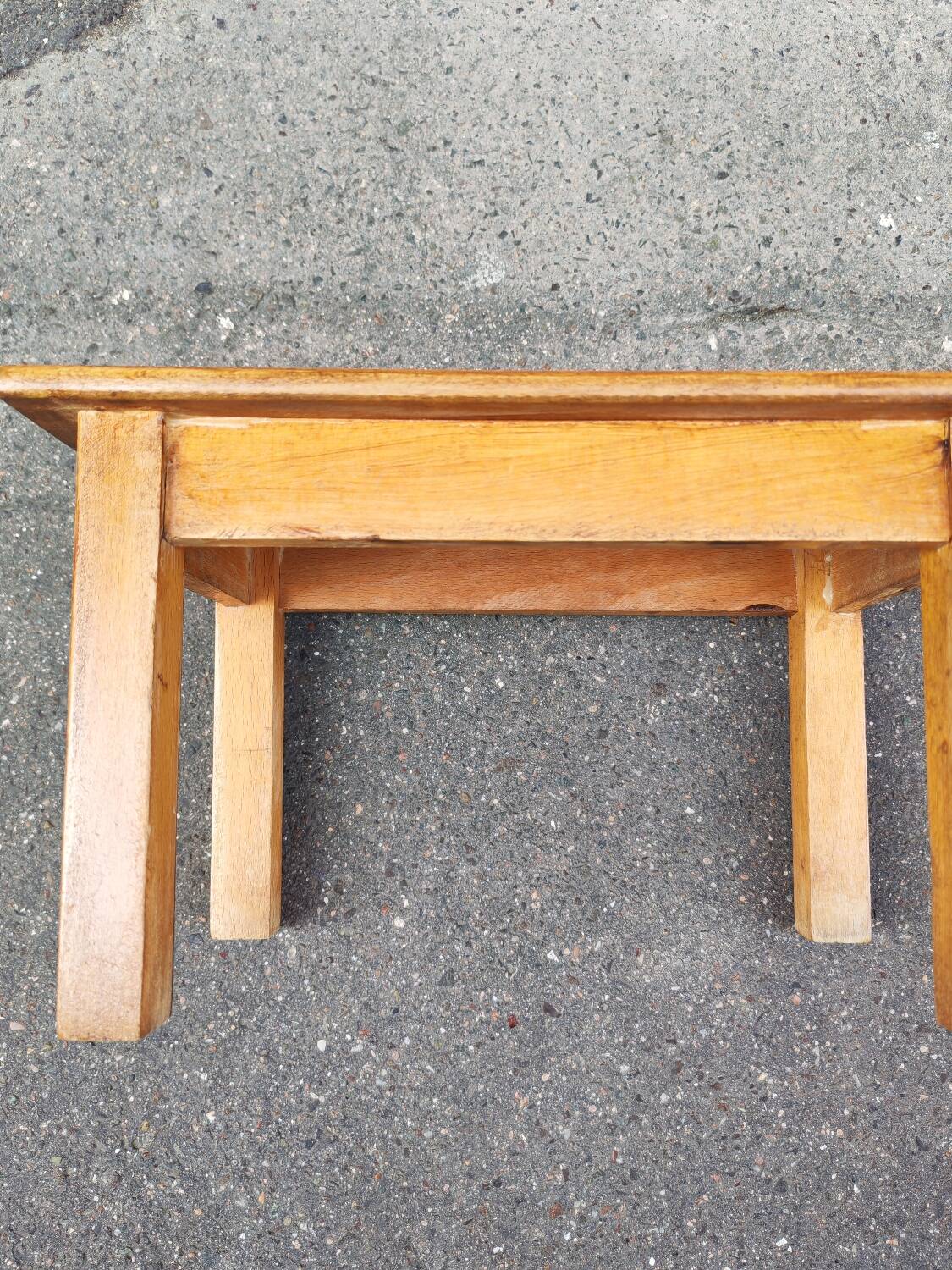 Workshop stool
