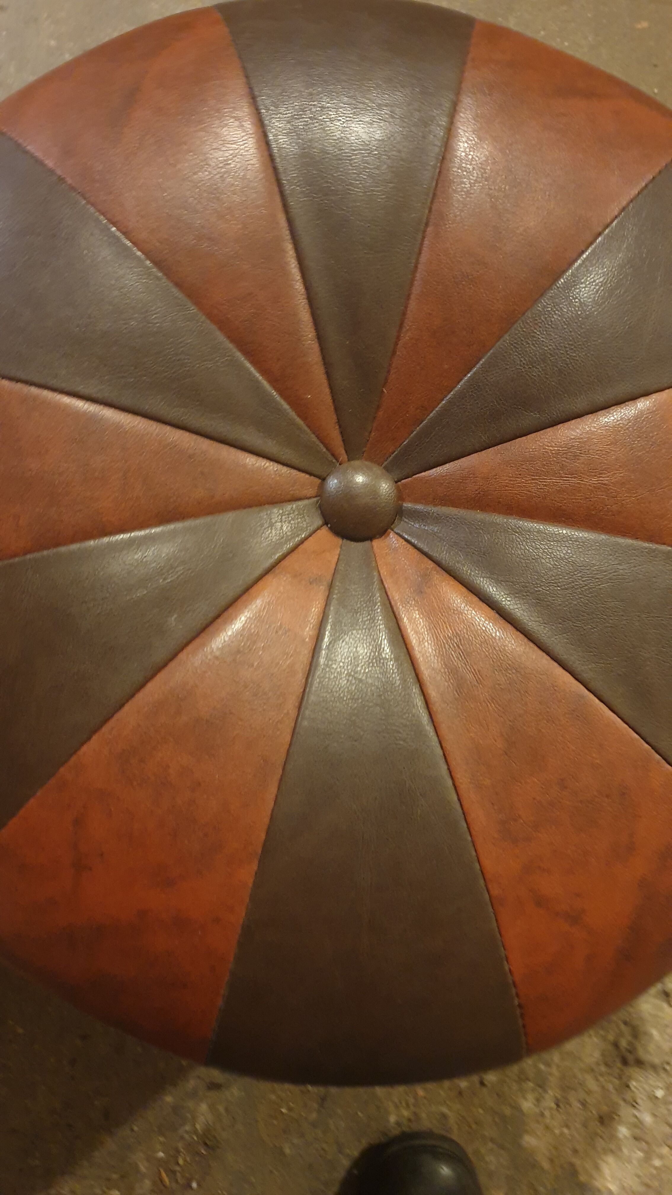 Vintage leather pouf