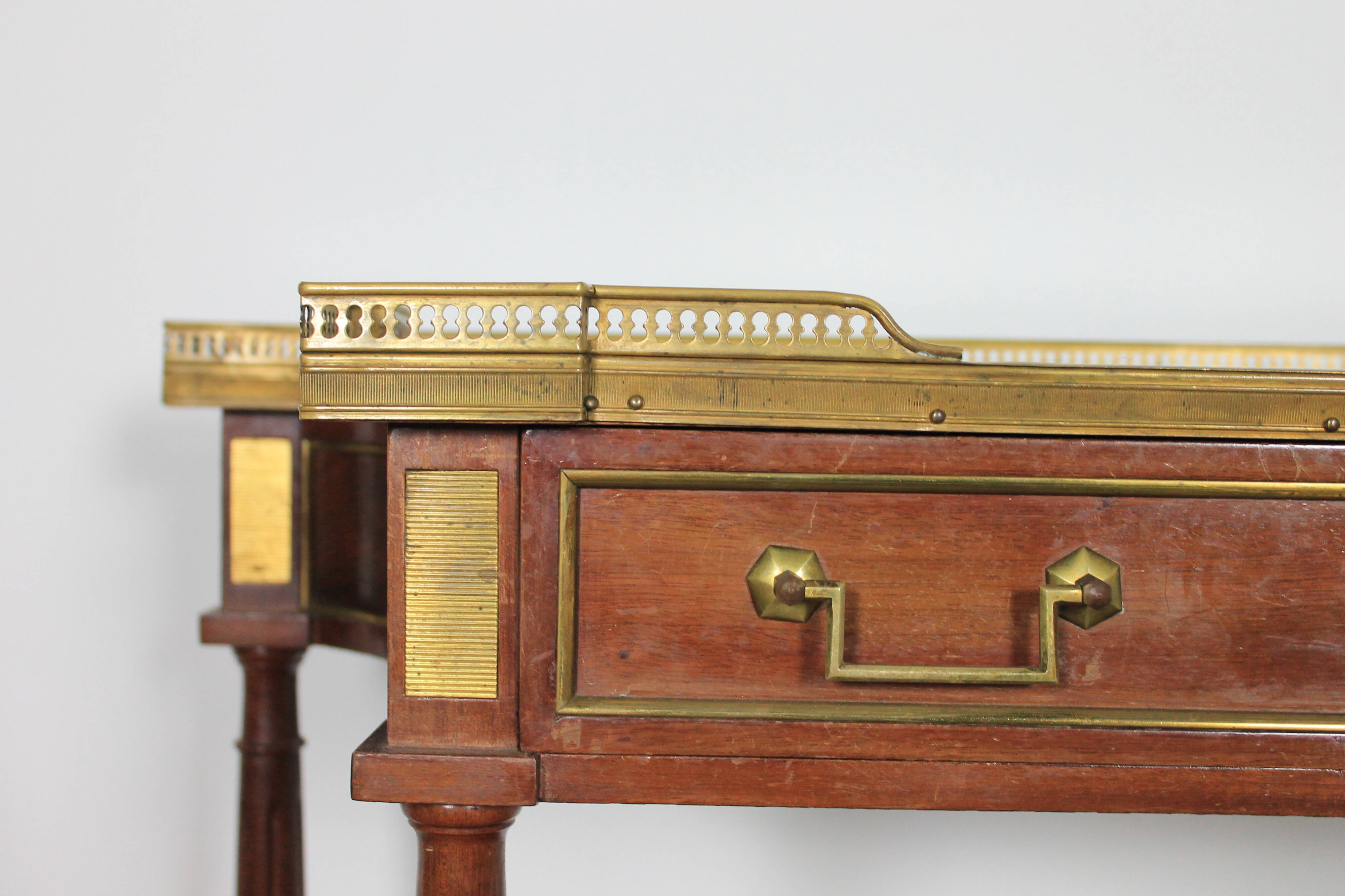 Console Louis XVI