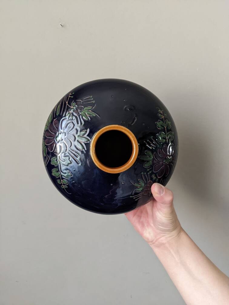 Ceramic vase handcrafted design japandi pottery handmade