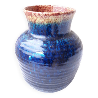 Accolay ceramic vase