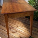 Farm table