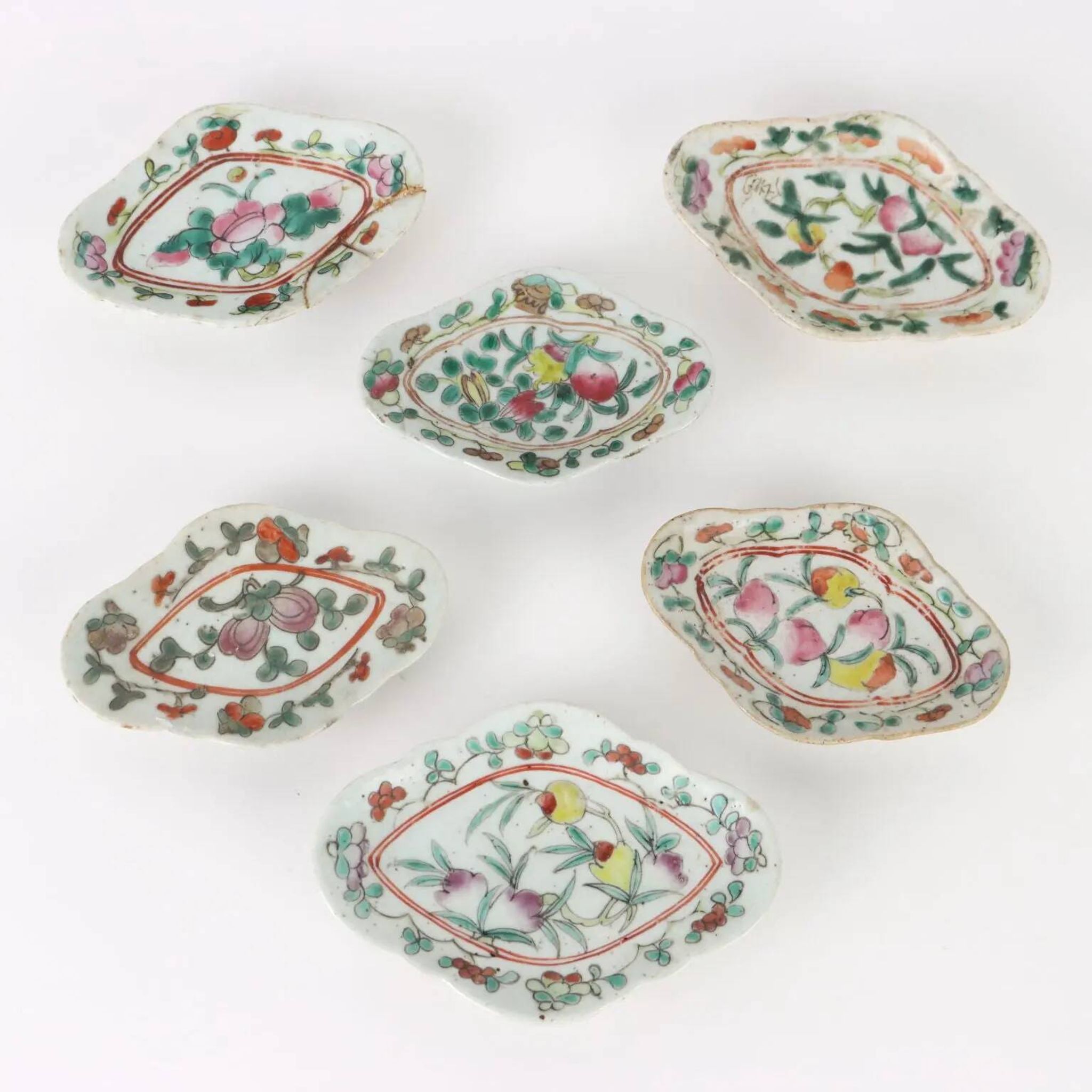 Group of 6 porcelain saucers, China, 19th century