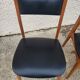 Série de 4 chaises scandinaves en skaï et bois, années 1960