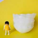 5 bowls in white glass