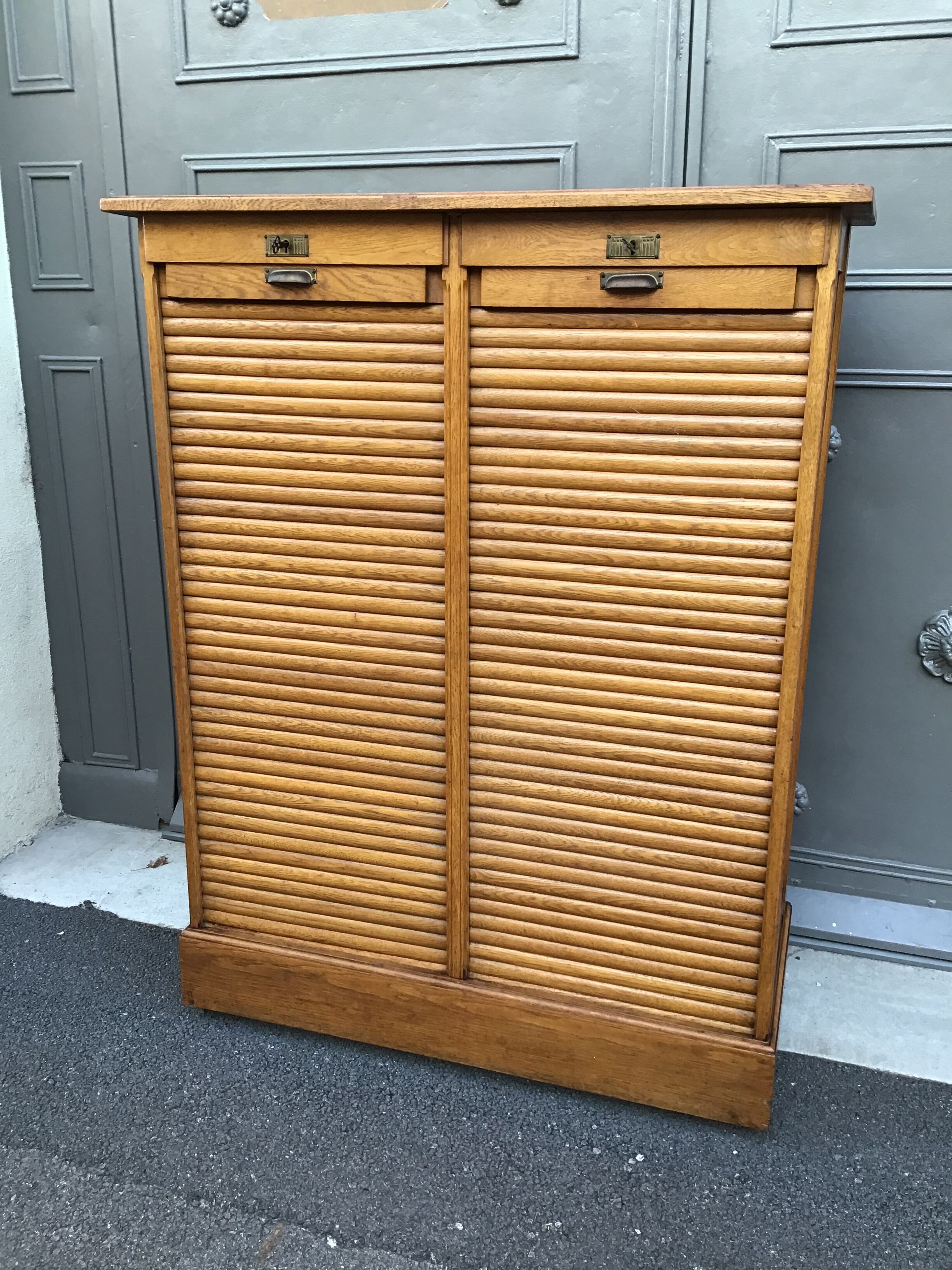 Furniture notary sliding curtain binder 1950s