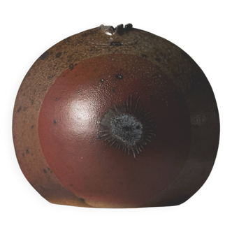 Stoneware soliflore vase by Gustave Tiffoche, Guérande, circa 1965.