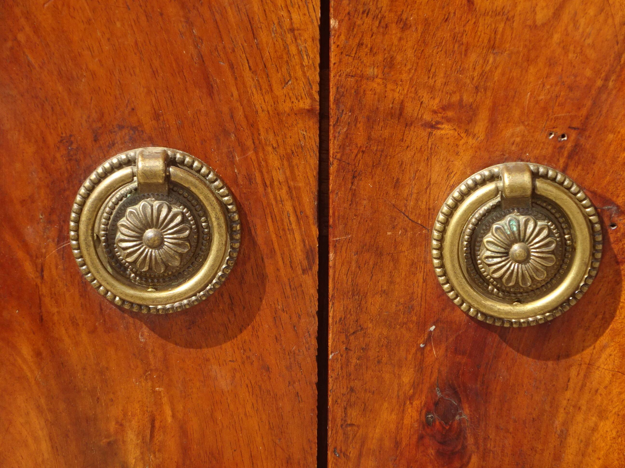 Buffet Empire, remarquable plateau en marqueterie