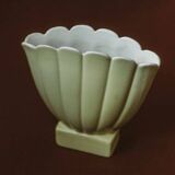 Ceramic fan vase by Giovanni Gariboldi for Richard Ginori