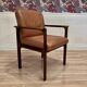 Fauteuil cuir "design 1960".