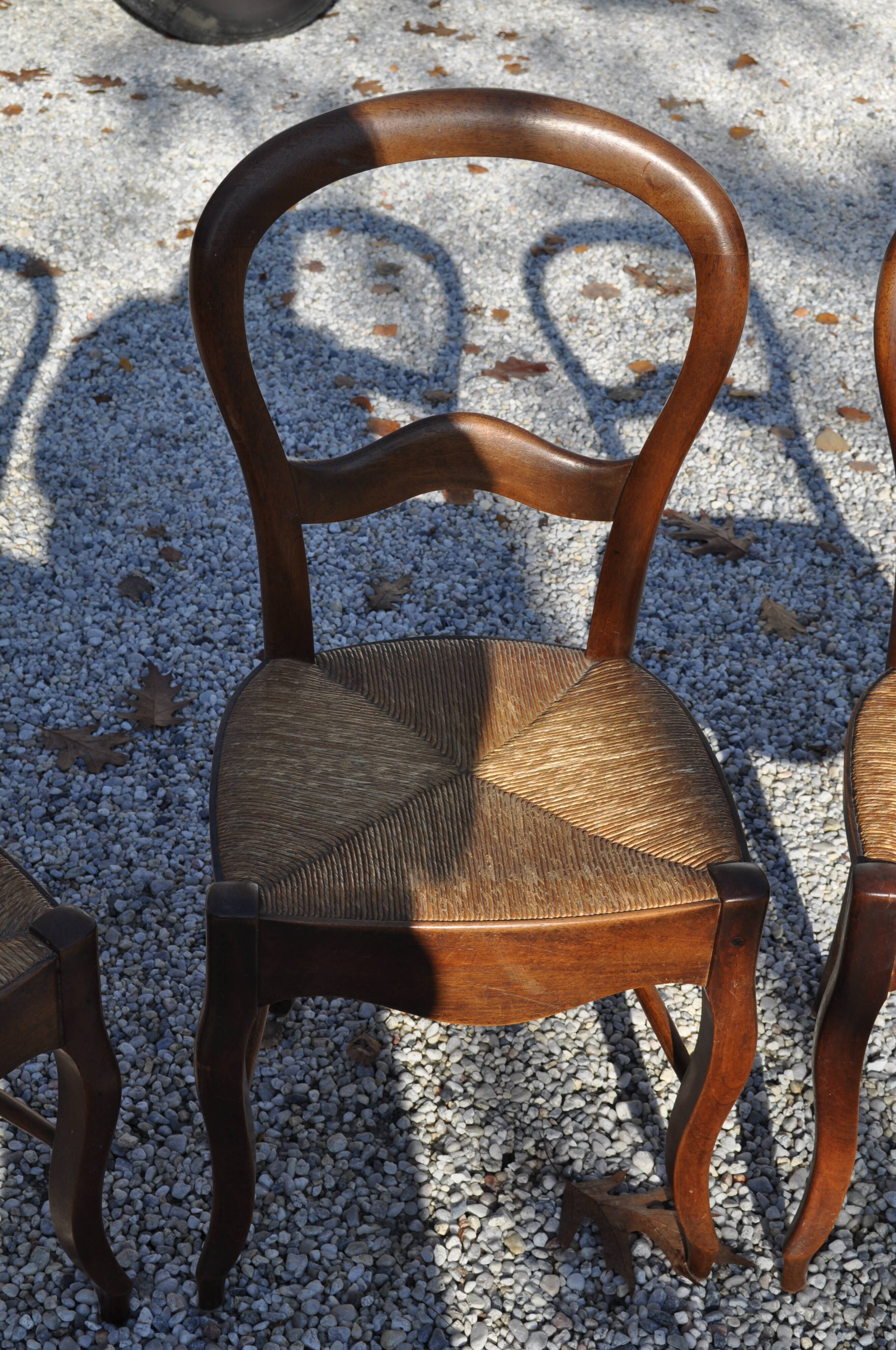 Nice chair wood bedded