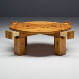 Table basse brutaliste en pin, Suède, années 1970