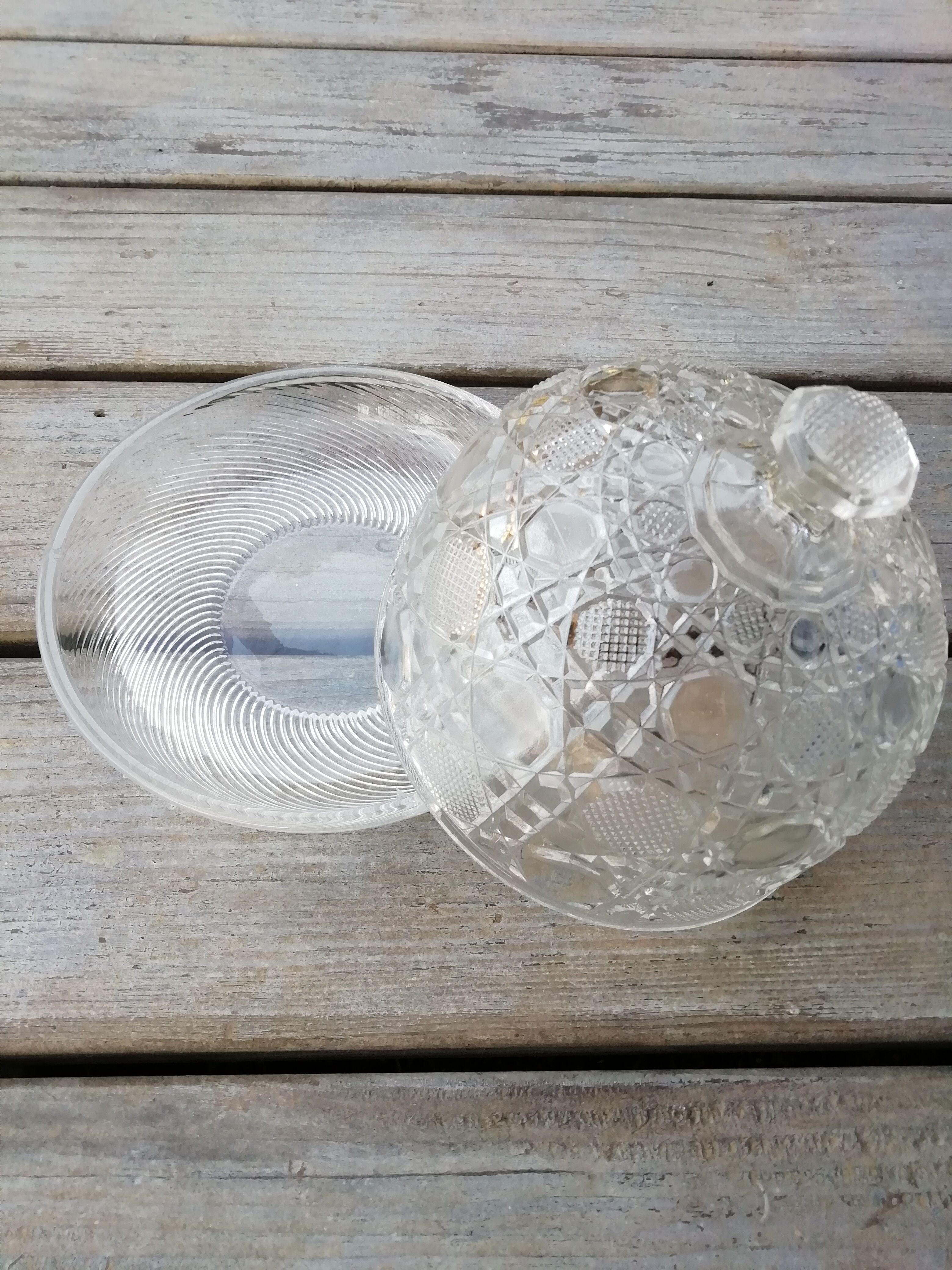 Chiseled glass bell