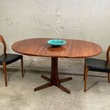 Scandinavian extendable round table in teak Gudme edition