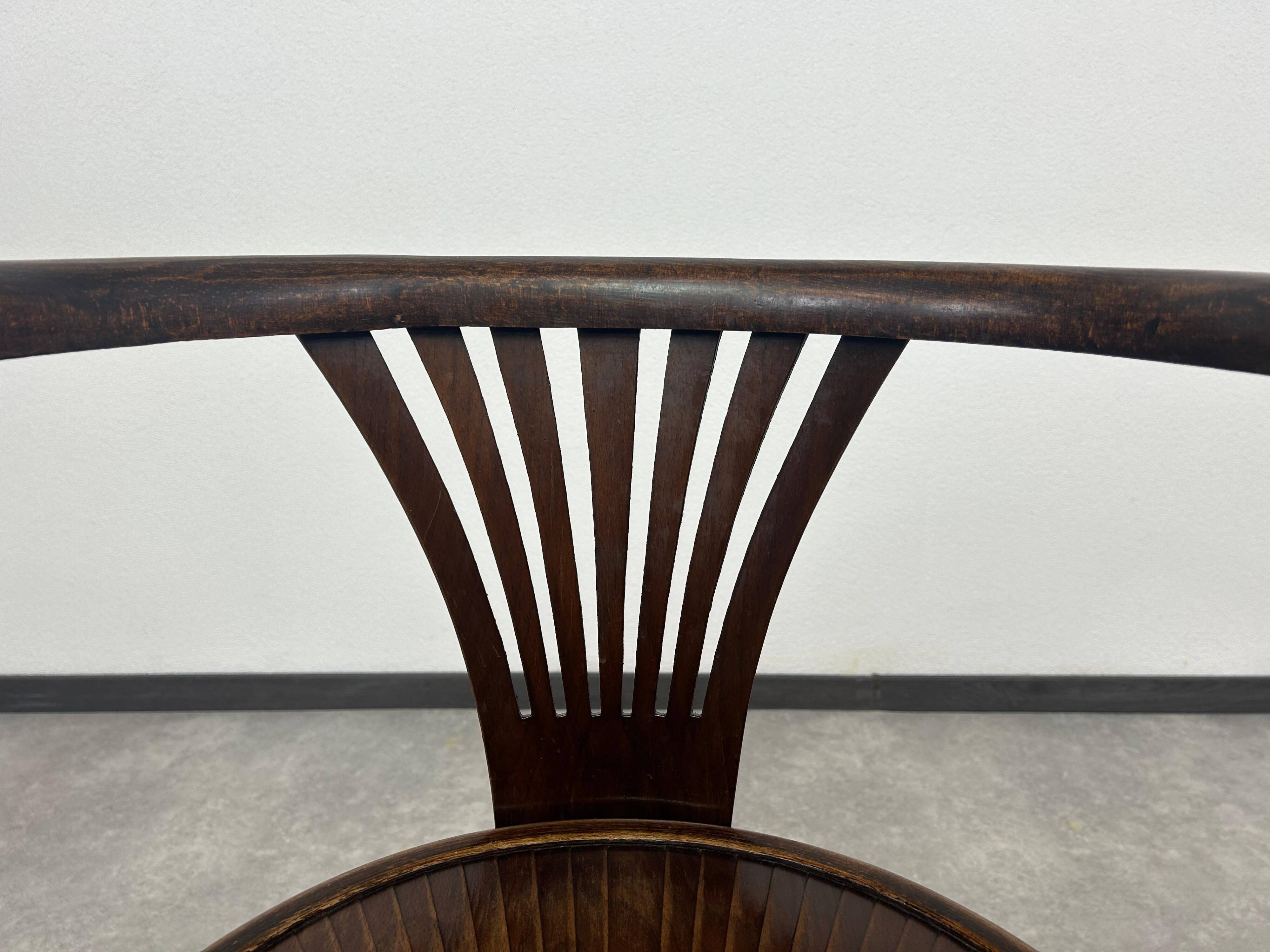 Set of 4 dining chairs by Thonet Debrecen