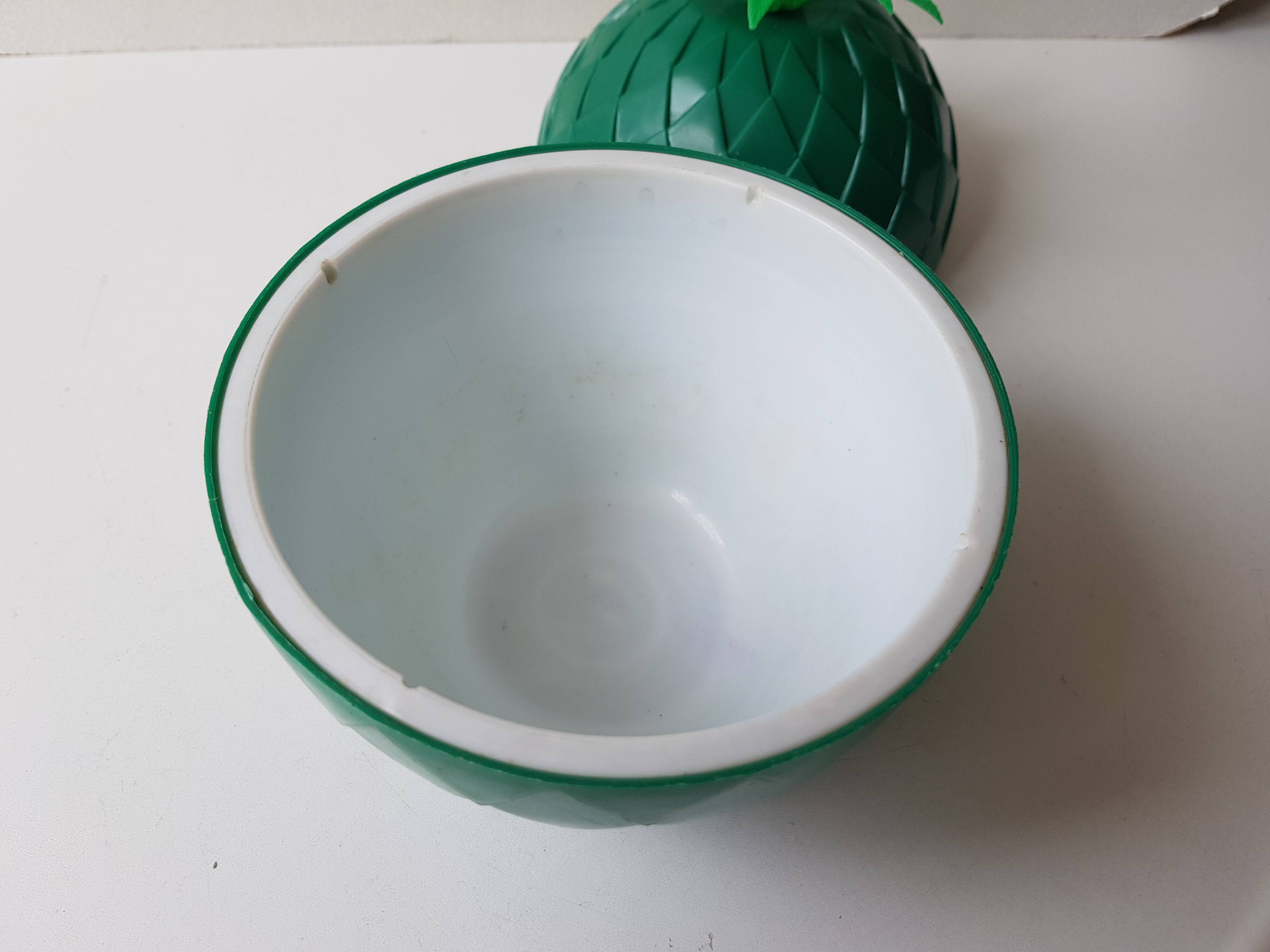 Vintage green "pineapple" ice cube bucket from the 1970s - 70's