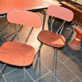 Set table and 4 chairs in the 1960s formica