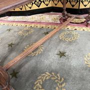 Banquette d’office ou de piano en cannage