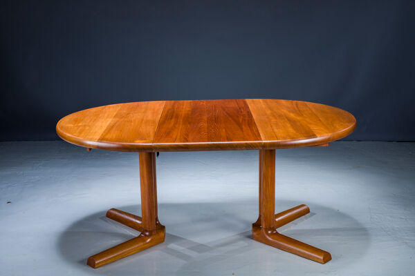 table par dyrlund, années 1970.