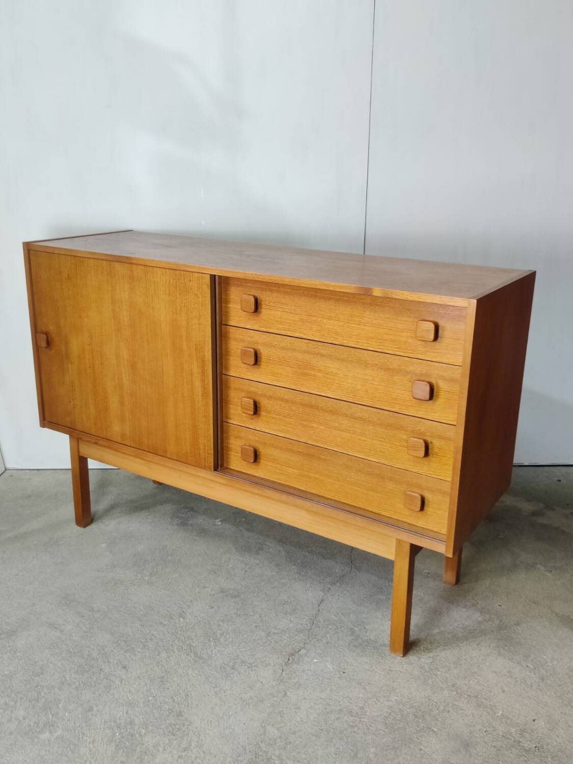 Domino Vintage Scandinavian Sideboard