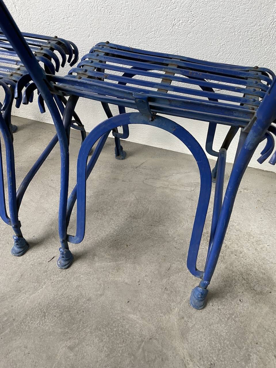 Series of 4 Arras chairs 1900